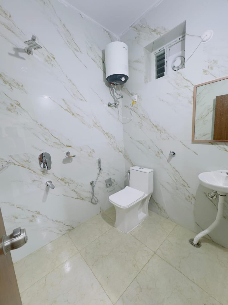 Hotel Apex Inn Hyderabad Airport Luaran gambar